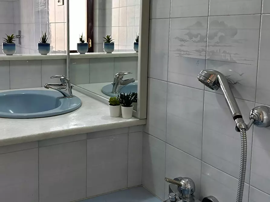 Immagine 8 di Camera in affitto  in Corso Giulio Cesare a Torino