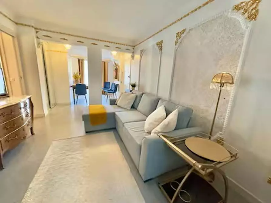 Immagine 10 di Appartamento in affitto  in Rue des Serruriers a Nice