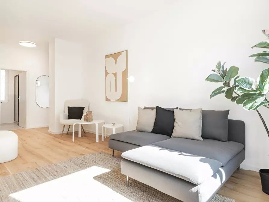 Immagine 3 di Appartamento in affitto  in Remscheider Straße a Düsseldorf