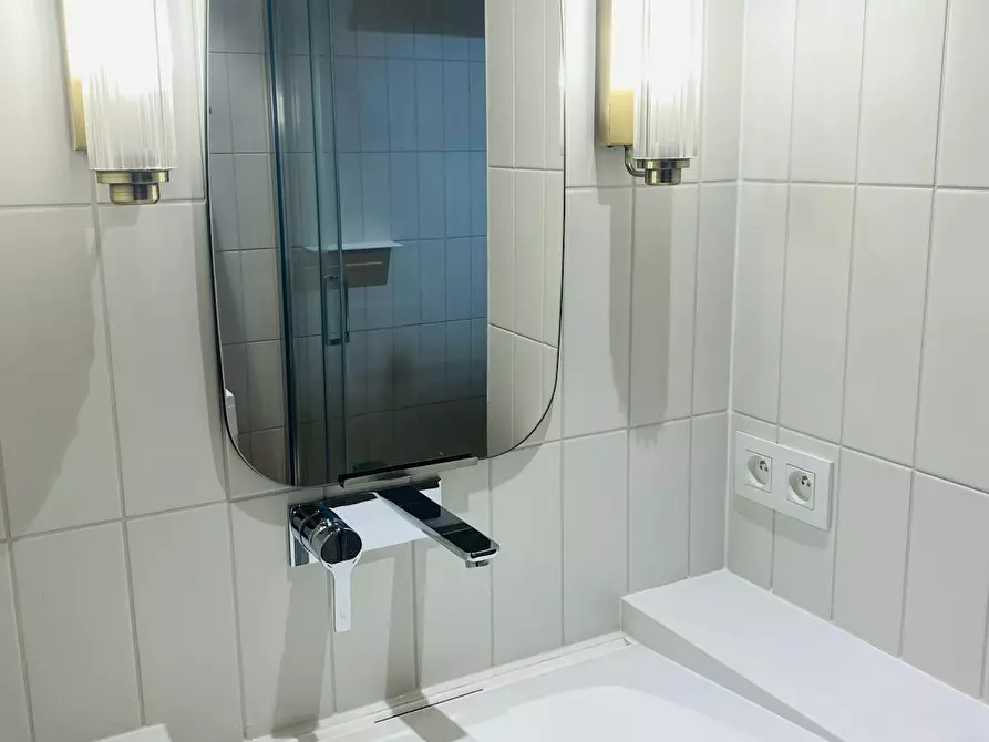 Immagine 6 di Appartamento in affitto  in Avenue Victor Olivier a Anderlecht