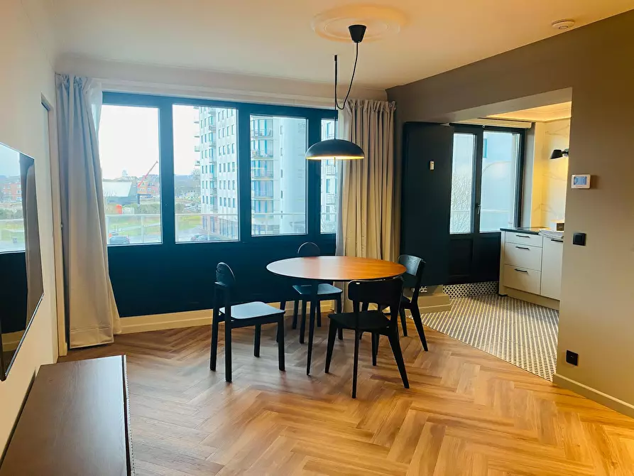 Immagine 2 di Appartamento in affitto  in Avenue Victor Olivier a Anderlecht