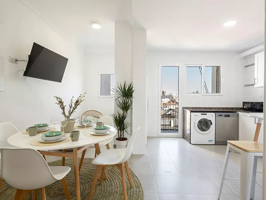 Immagine 2 di Camera in affitto  in Carrer de la Taula de Canvis a Valencia