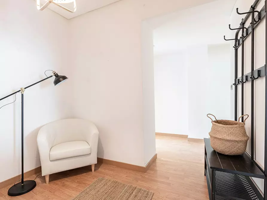 Immagine 6 di Camera in affitto  in Carrer d'Hernán Cortés a Valencia