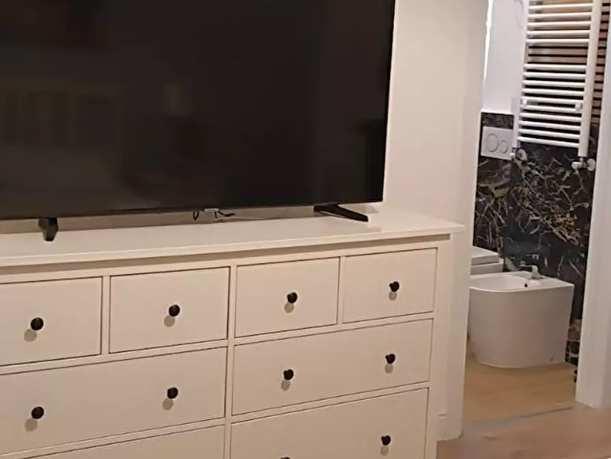 Immagine 10 di Appartamento in affitto  in Via Mauro Macchi a Milano