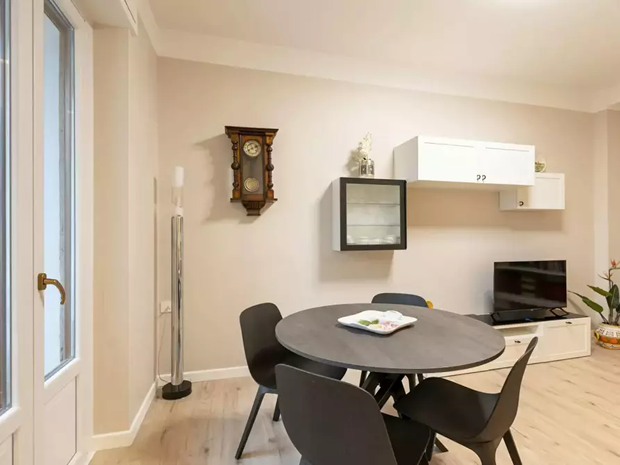 Immagine 6 di Appartamento in affitto  in Via Meloria a Milano