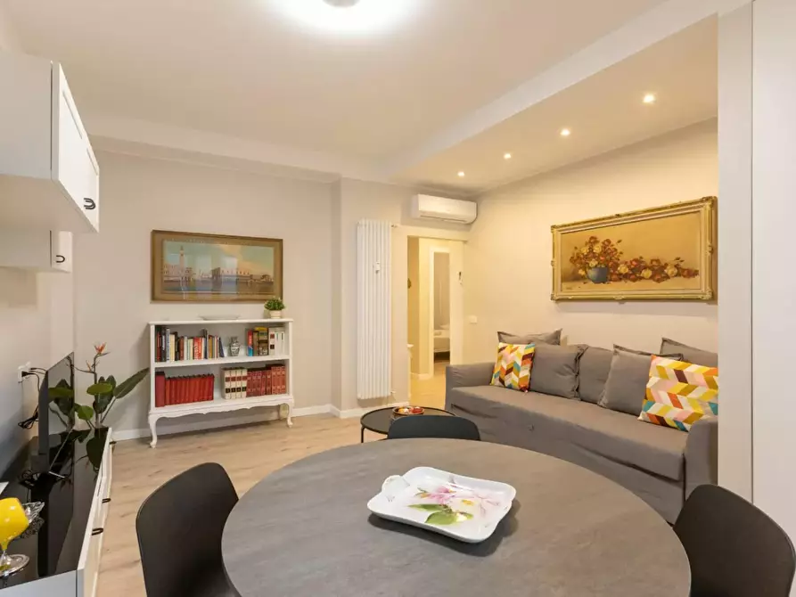 Immagine 5 di Appartamento in affitto  in Via Meloria a Milano