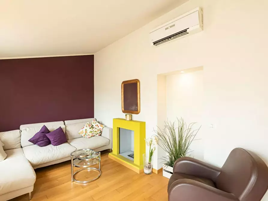 Immagine 2 di Appartamento in affitto  in Via Fiori Chiari a Milano