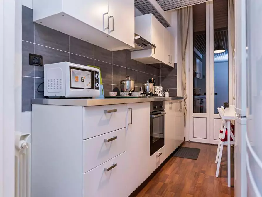 Immagine 7 di Camera in affitto  in Via Giulio Tarra a Milano