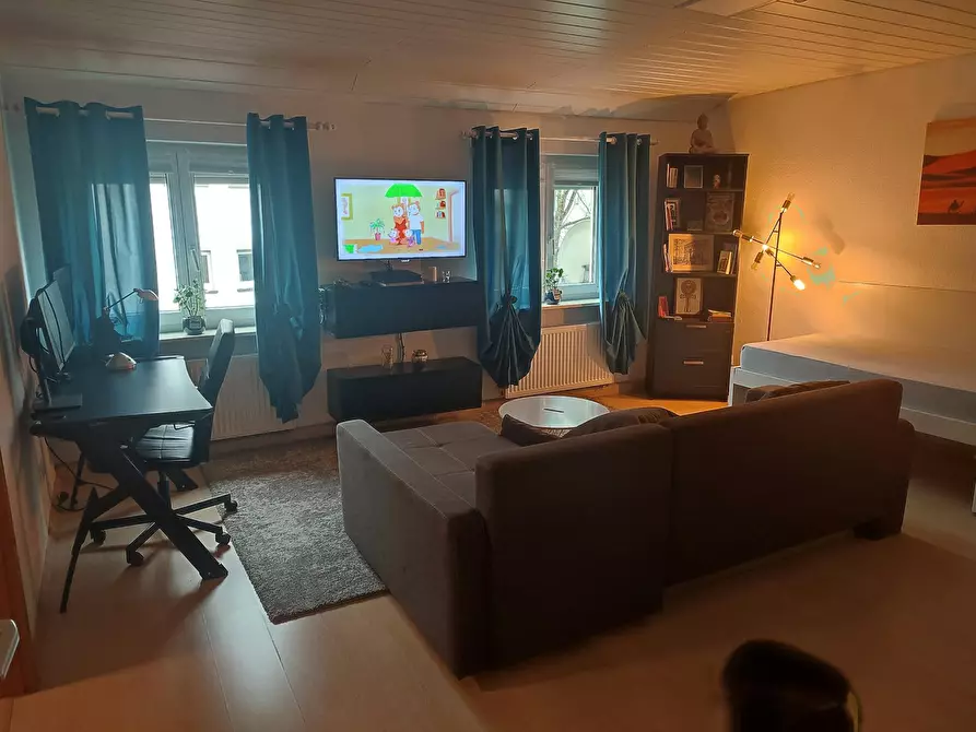 Immagine 1 di Appartamento in affitto  in Hahnstraße a Stuttgart Stuttgart-West
