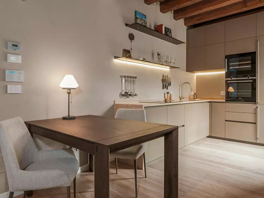 Immagine 4 di Appartamento in affitto  in Via Bonaventura Zumbini a Milano