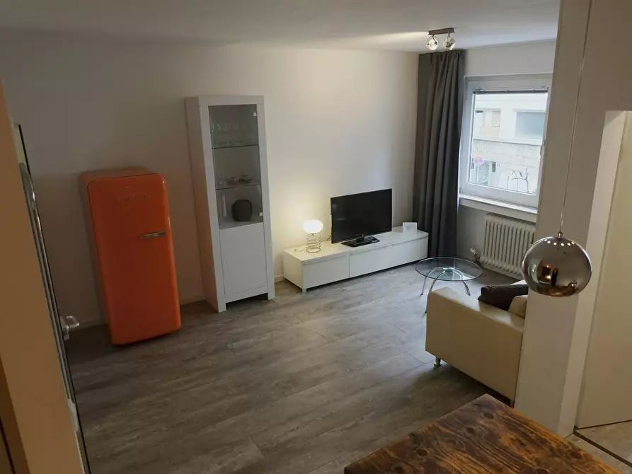 Immagine 1 di Appartamento in affitto  in Martinstraße a Düsseldorf