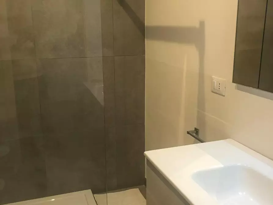 Immagine 4 di Camera in affitto  in Corso San Maurizio a Torino