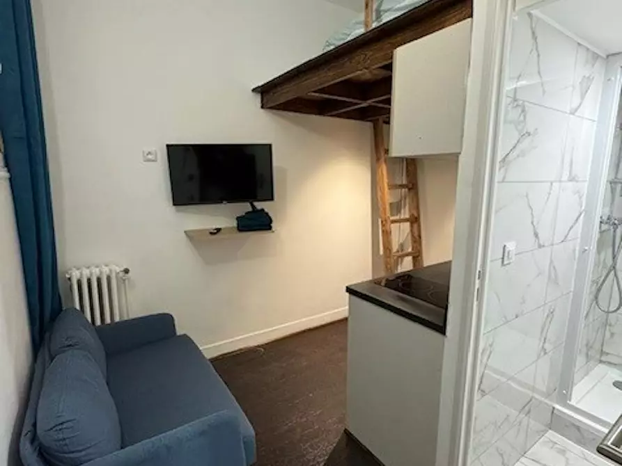 Immagine 4 di Appartamento in affitto  in Rue des Renaudes a Paris 17