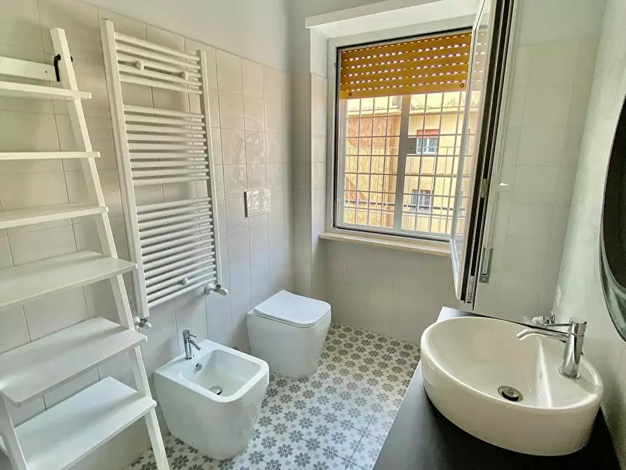 Immagine 4 di Appartamento in affitto  in Via Renzo da Ceri a Roma