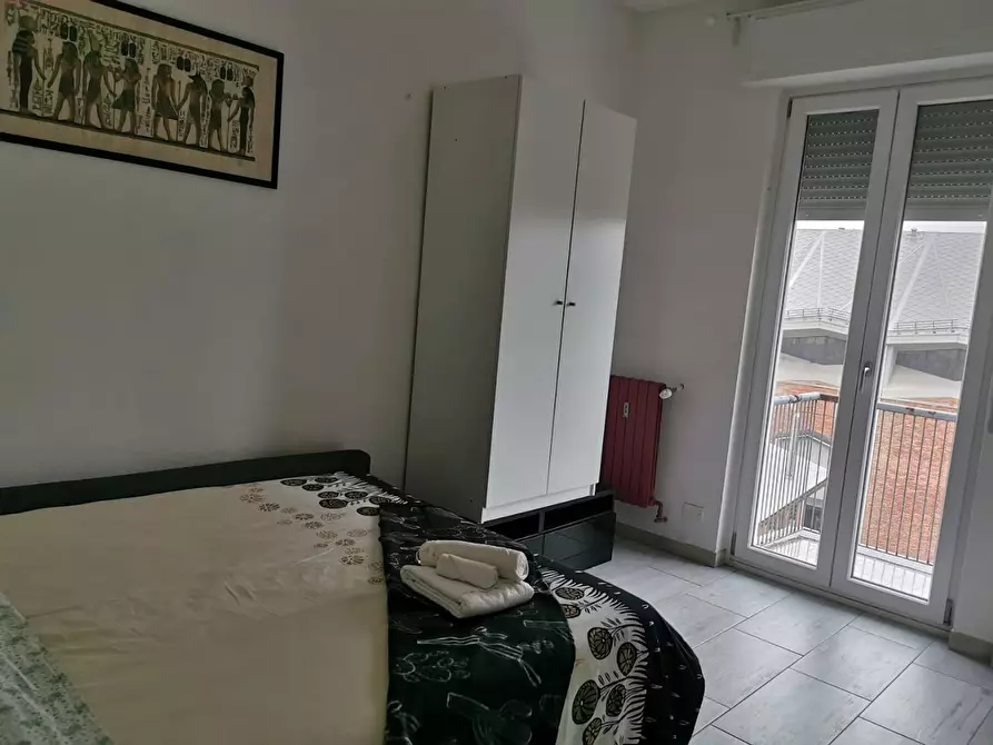 Immagine 2 di Camera in affitto  in Via Vittorio Scialoia a Milano