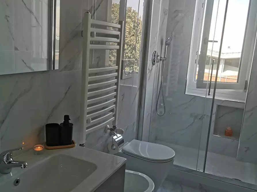 Immagine 10 di Camera in affitto  in Via Vittorio Scialoia a Milano