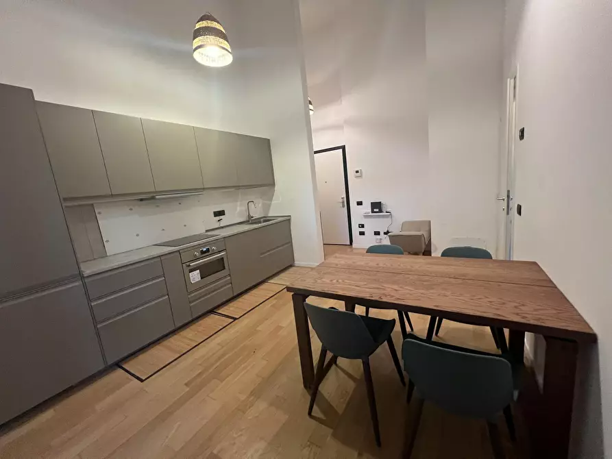 Immagine 1 di Appartamento in affitto  in Via Enrico Cosenz a Milano