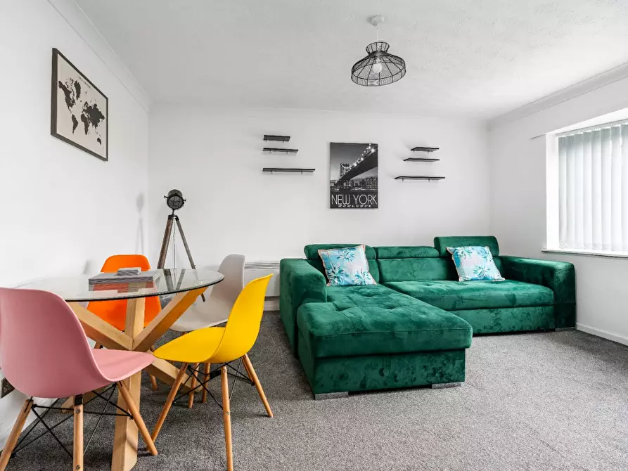 Immagine 5 di Appartamento in affitto  in Hillcrest Road a West Bromwich