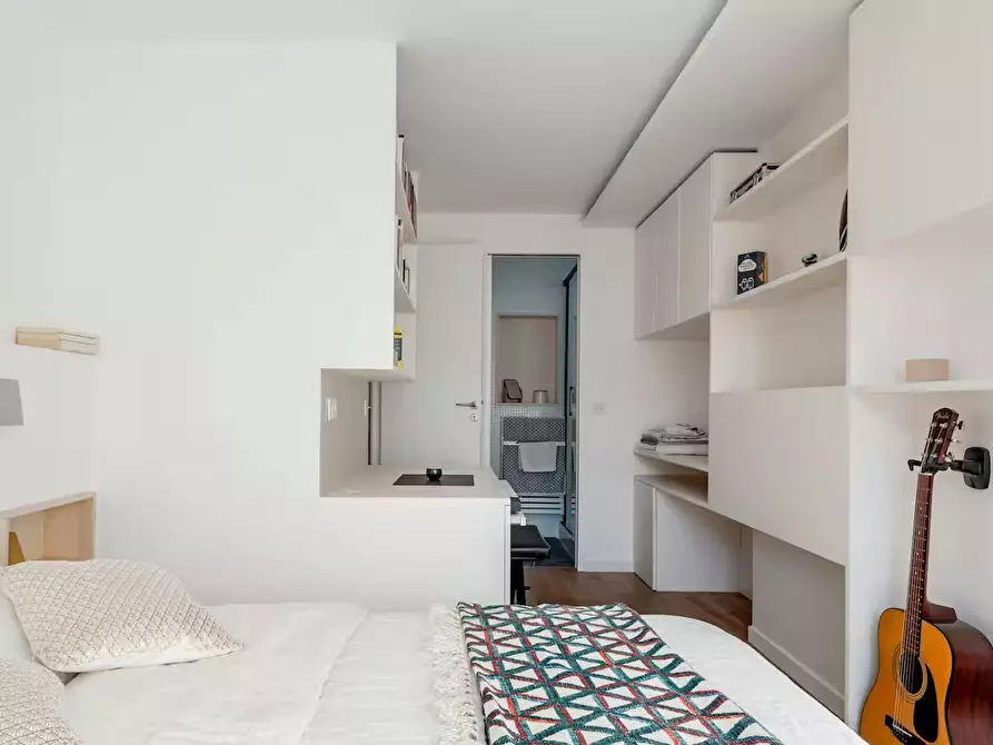 Immagine 6 di Appartamento in affitto  in Impasse Boutron a Paris
