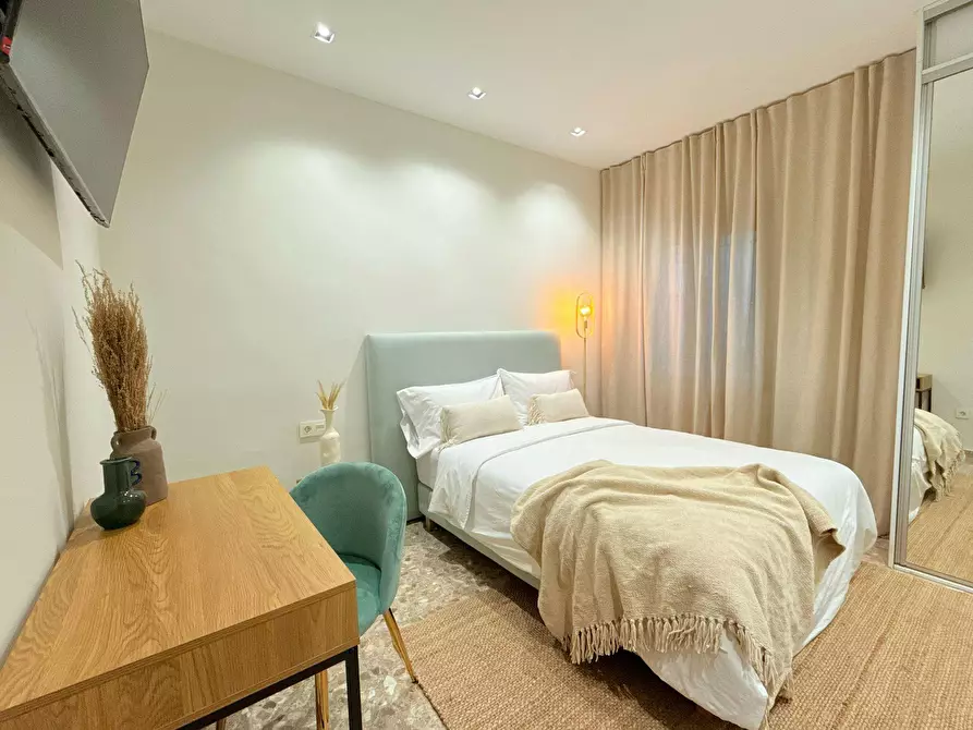 Immagine 9 di Camera in affitto  in Carrer de l'Omet a Valencia