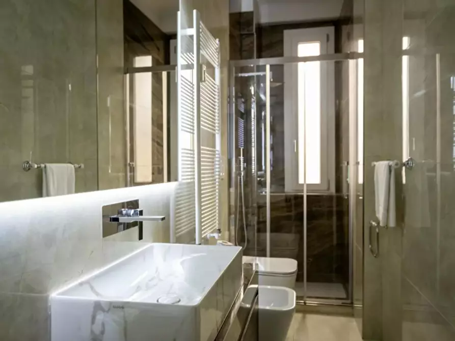 Immagine 5 di Appartamento in affitto  in Via Novara a Milano