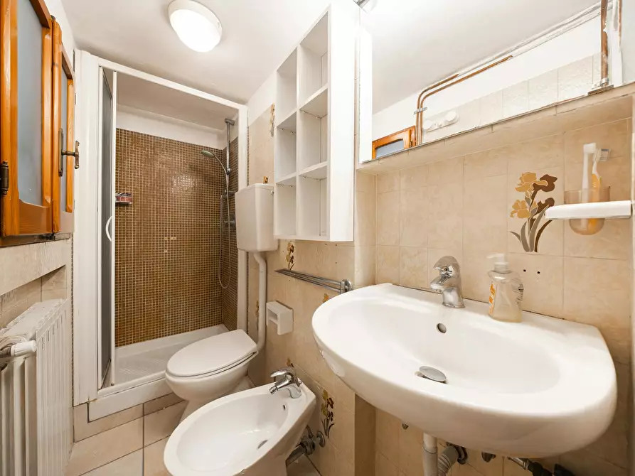 Immagine 6 di Camera in affitto  in Via Zamboni a Bologna