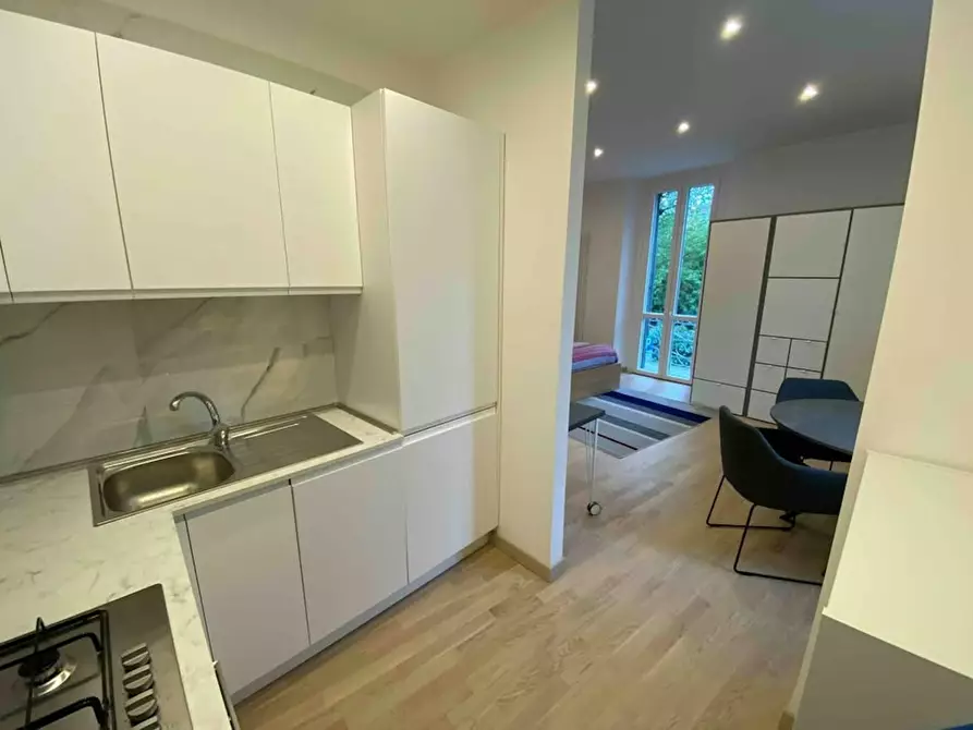 Immagine 4 di Appartamento in affitto  in Via Brusuglio a Milano