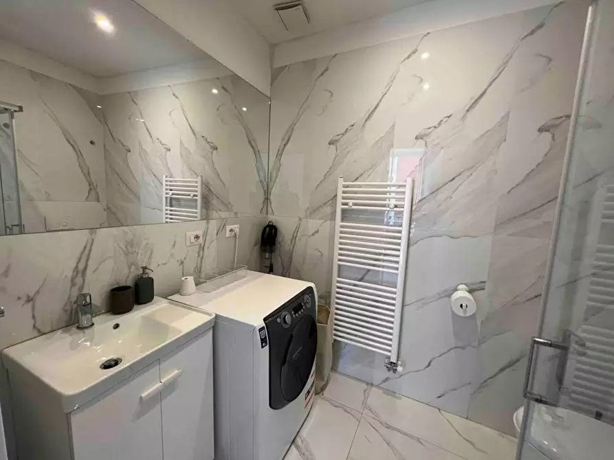 Immagine 2 di Appartamento in affitto  in Via Brusuglio a Milano