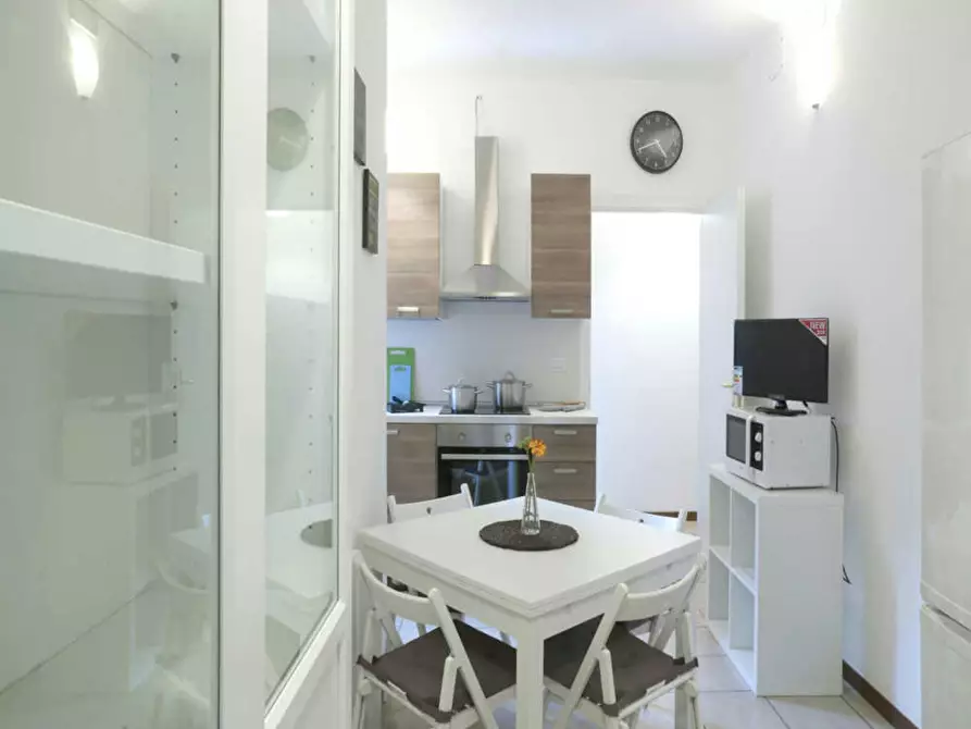 Immagine 10 di Camera in affitto  in Via Salvatore Barzilai a Milano