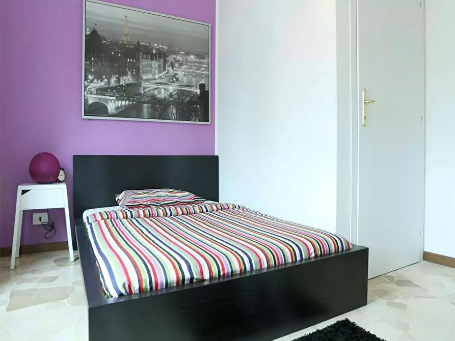 Immagine 2 di Camera in affitto  in Via Salvatore Barzilai a Milano