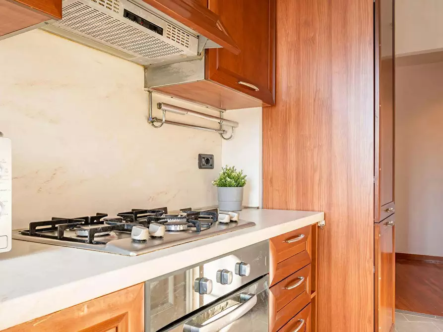 Immagine 10 di Camera in affitto  in Via Santa Rita da Cascia a Milano