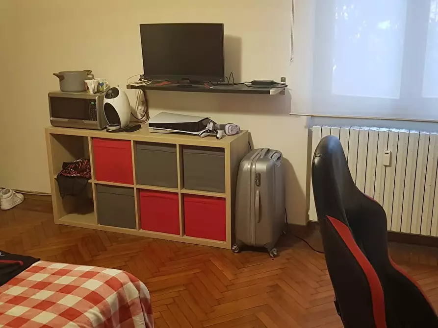 Immagine 2 di Camera in affitto  in Via San Giuseppe Benedetto Cottolengo a Pisa