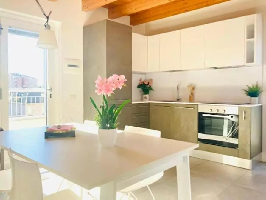 Immagine 6 di Appartamento in affitto  in Via Neera a Milano