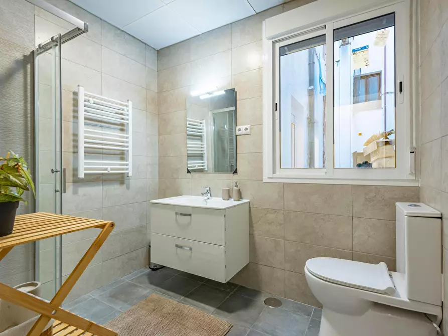 Immagine 7 di Camera in affitto  in Calle de Santa Engracia a Madrid