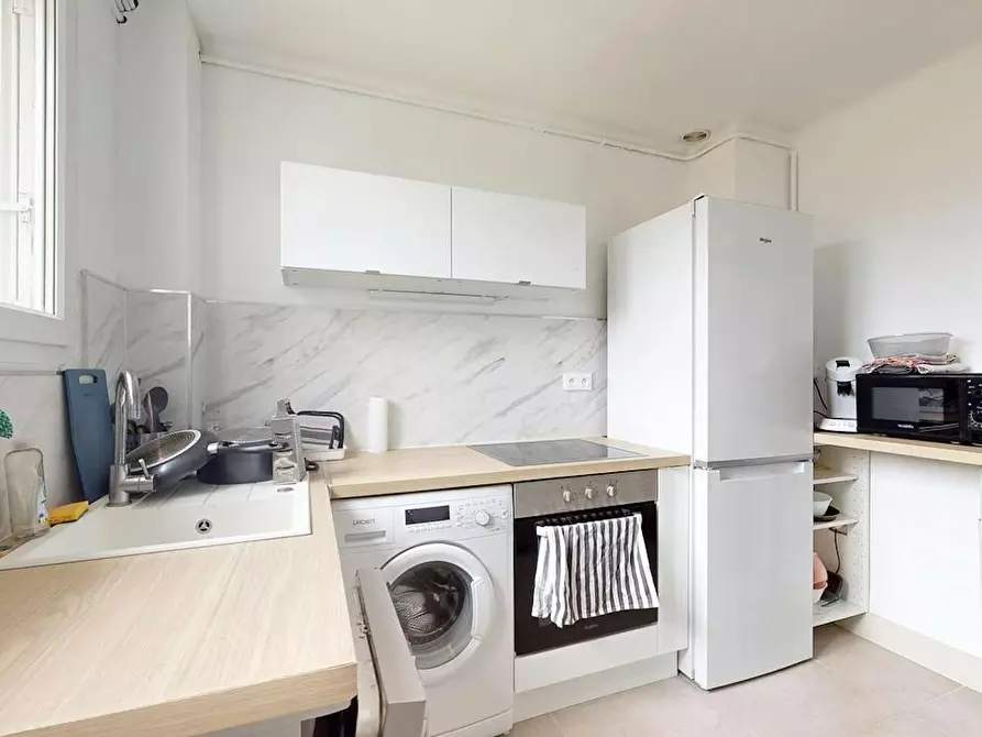 Immagine 8 di Camera in affitto  in Rue Josias Paut a Nîmes