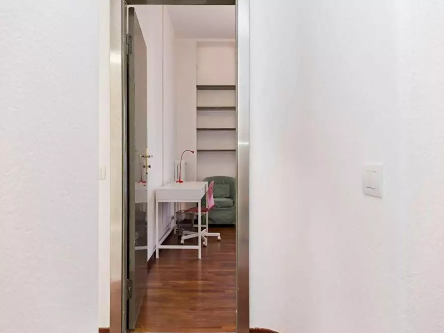 Immagine 9 di Camera in affitto  in Via San Vincenzo a Milano