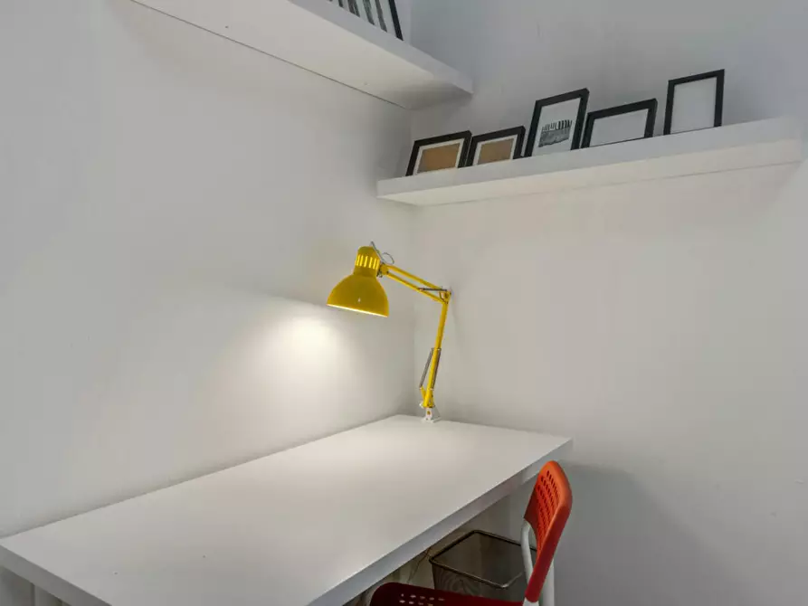Immagine 3 di Camera in affitto  in Via Curtatone a Milano