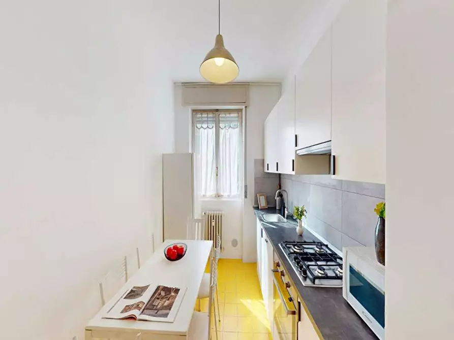 Immagine 7 di Camera in affitto  in Viale Legioni Romane a Milano