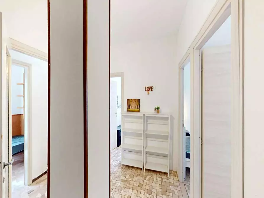 Immagine 10 di Camera in affitto  in Viale Legioni Romane a Milano