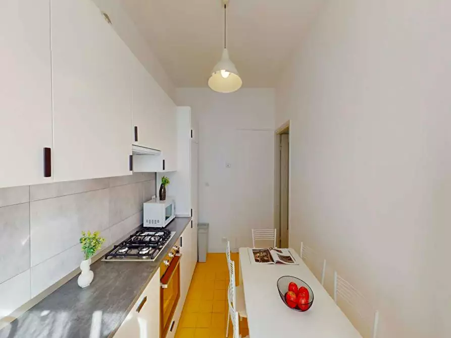 Immagine 6 di Camera in affitto  in Viale Legioni Romane a Milano