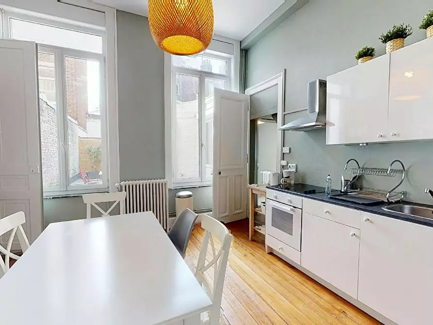 Immagine 4 di Camera in affitto  in Rue de Cambrai a Lille