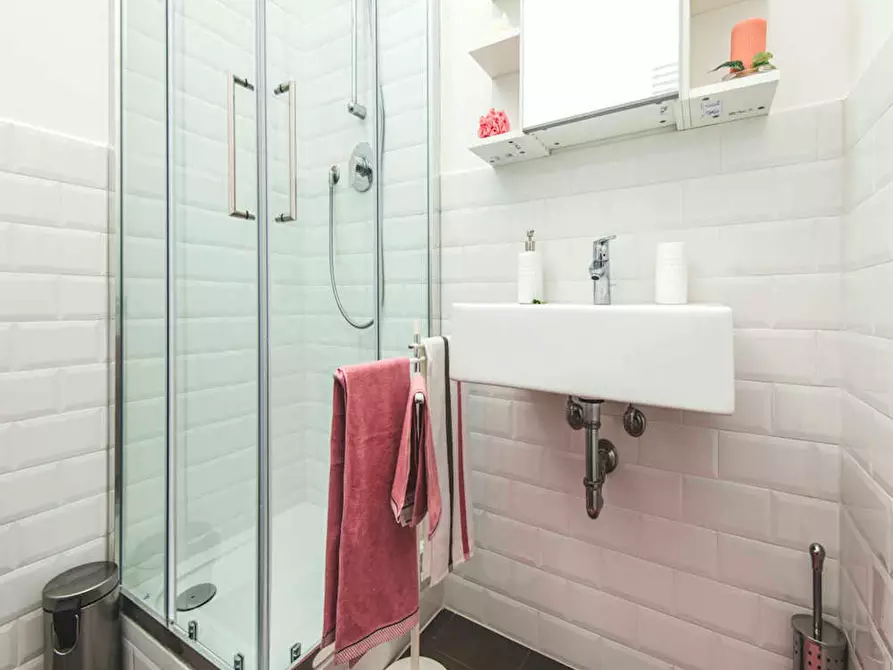 Immagine 7 di Camera in affitto  in Via Spalato a Milano