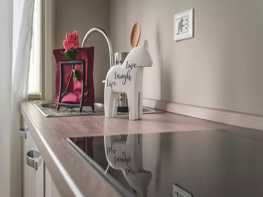 Immagine 9 di Camera in affitto  in Via Spalato a Milano