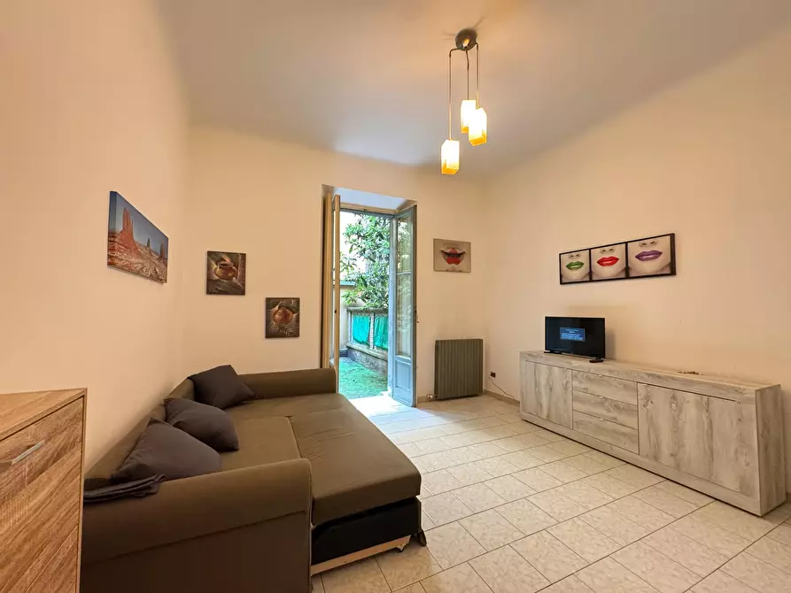 Immagine 1 di Appartamento in affitto  in Via Tonale a Milano