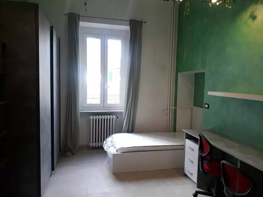 Immagine 3 di Camera in affitto  in Via Monte Rosa a Torino