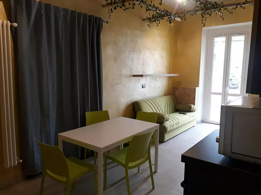 Immagine 6 di Camera in affitto  in Via Monte Rosa a Torino