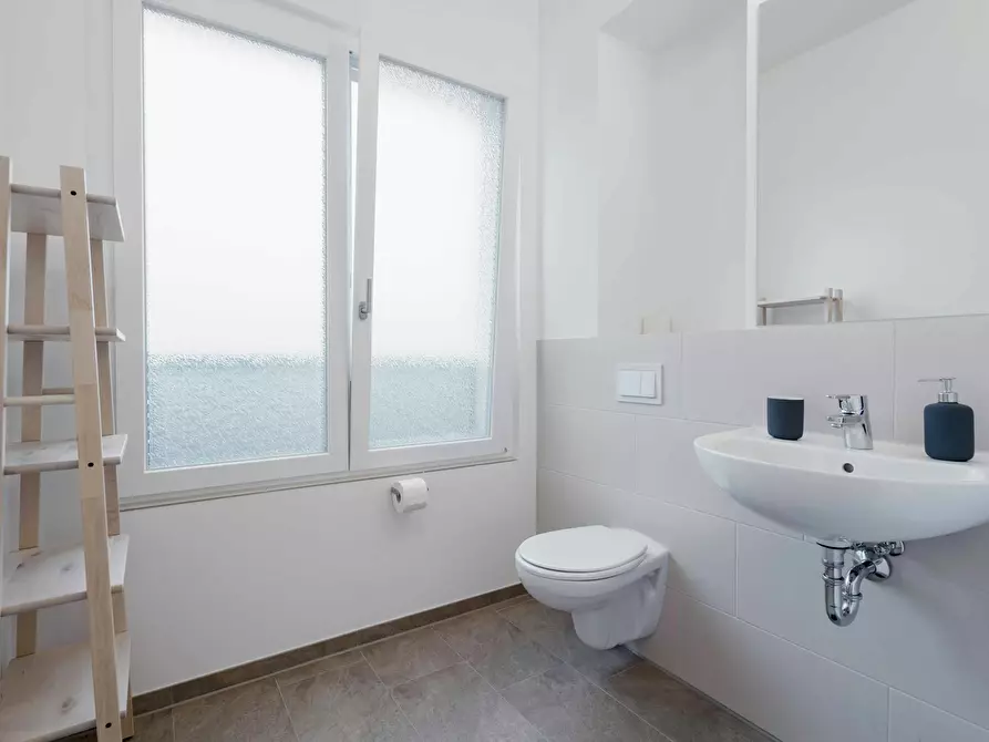 Immagine 8 di Camera in affitto  in Klara-Franke-Straße a Berlin
