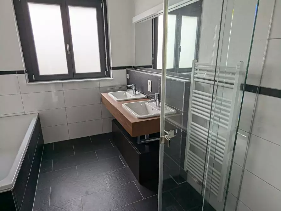 Immagine 10 di Appartamento in affitto  in Chemnitzer Straße a Hanau