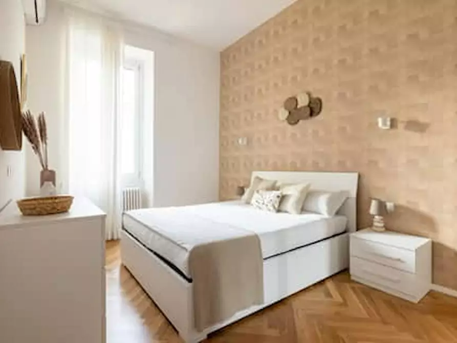 Immagine 4 di Appartamento in affitto  in Via Catone a Roma