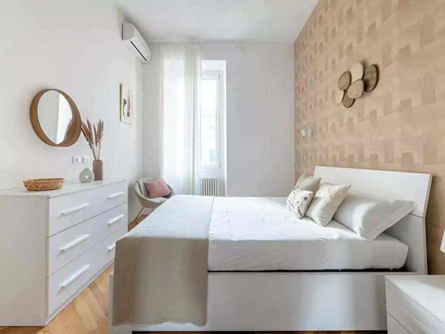 Immagine 9 di Appartamento in affitto  in Via Catone a Roma